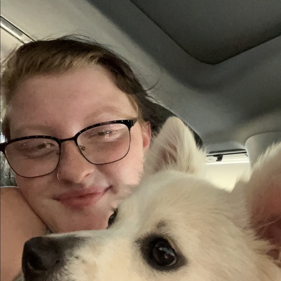 Meet your Posher, Katelynn - Picture 1 of 3